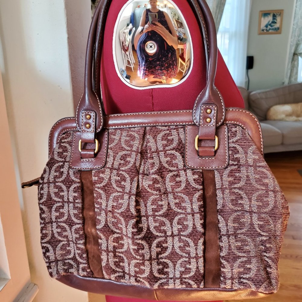 Fossil Carpet Bag